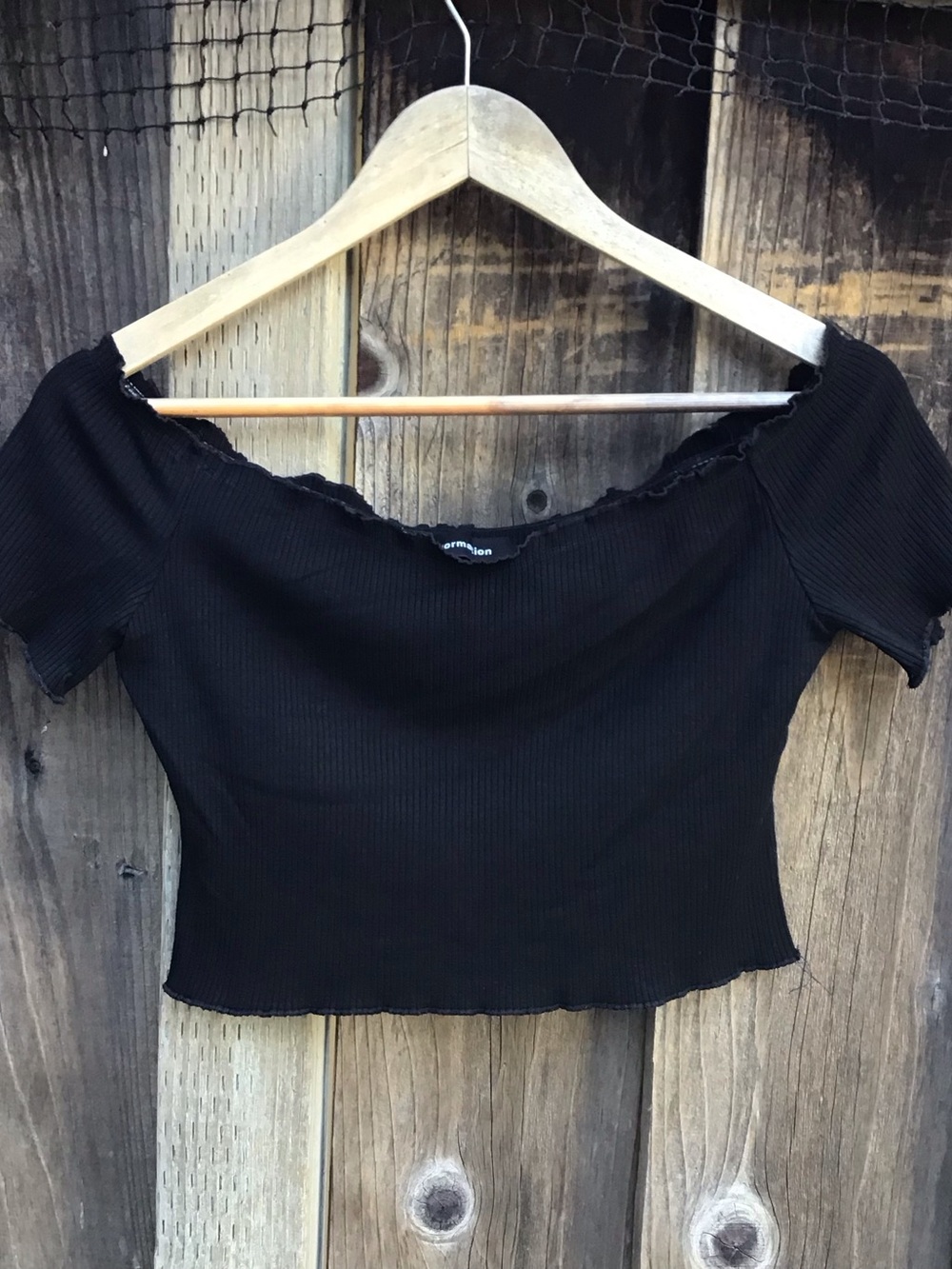 Reformation Black Ribbed Off Shoulder Crop Top Womens Size XL Stretch Tee